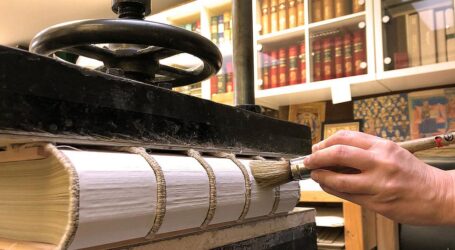 UNESCO würdigt das Buchbinden als immaterielles Kulturerbe